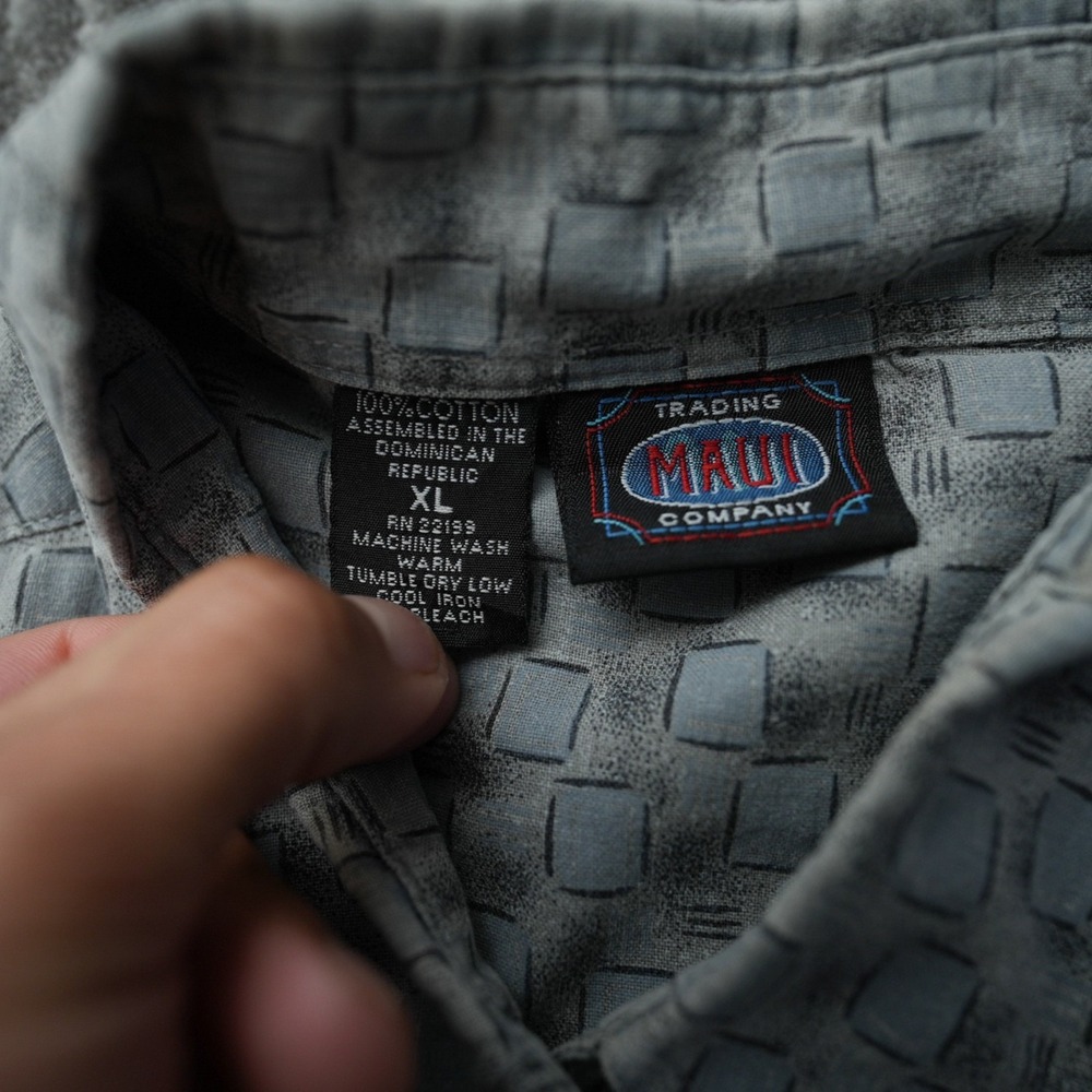 Maui Trading Co Shirt Men Button Down Short Sleeve Gray Blue Geometric Vtg XL - Picture 3 of 7